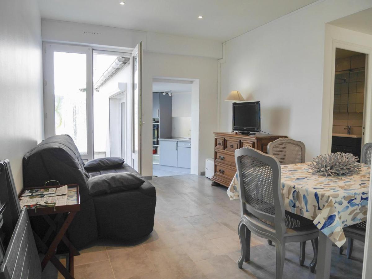 Appartement Renove En Plein Centre De Palais Avec Cour Ensoleillee, Proche Du Port, Animaux Acceptes - Fr-1-418-222 Exterior foto